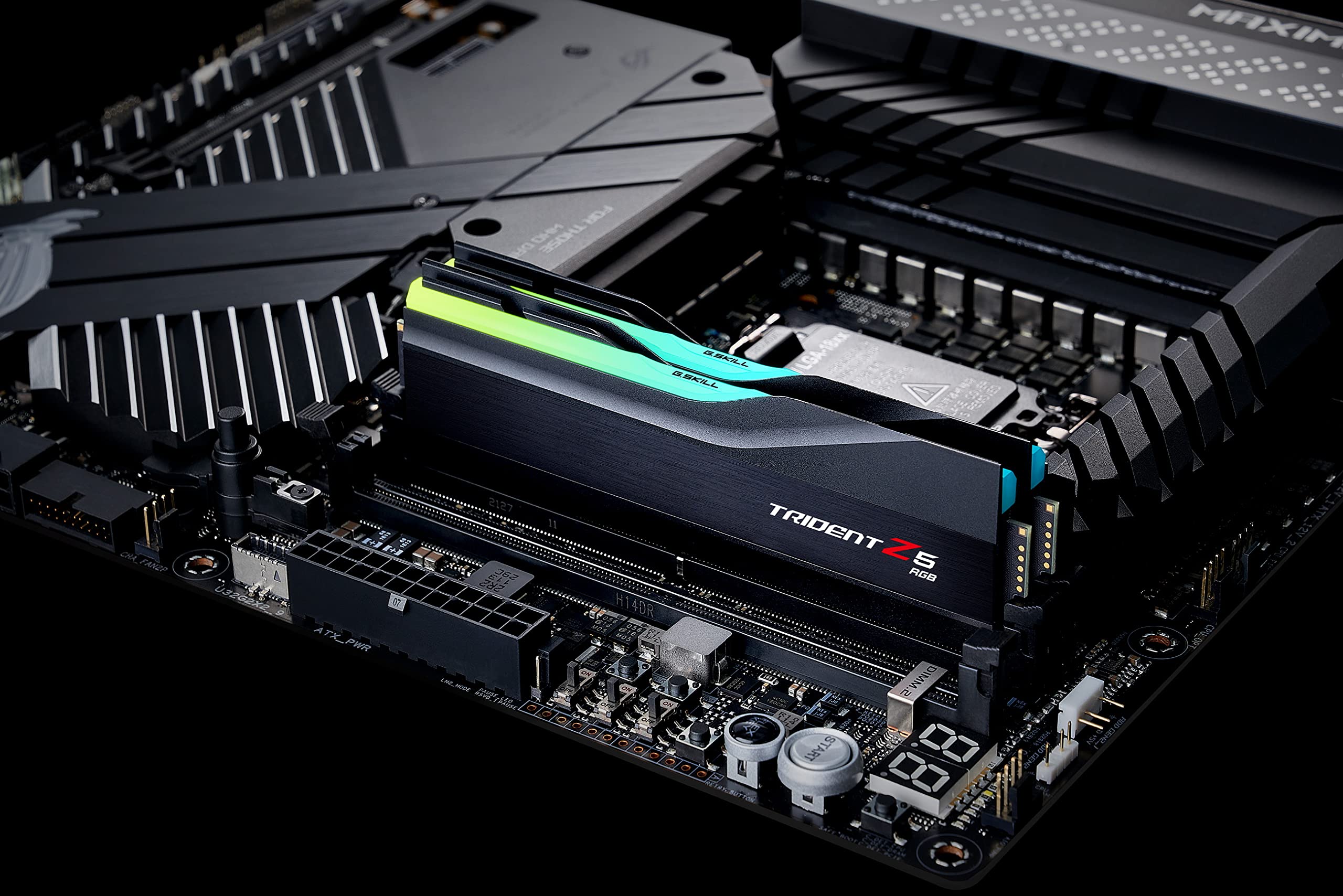 メモリー G.Skill TRIDENT Z5 DDR5 6000 32GB(16GBx2 G.Skill Trident Z5 RGB memory module 32 GB 2 x 16 GB DDR5